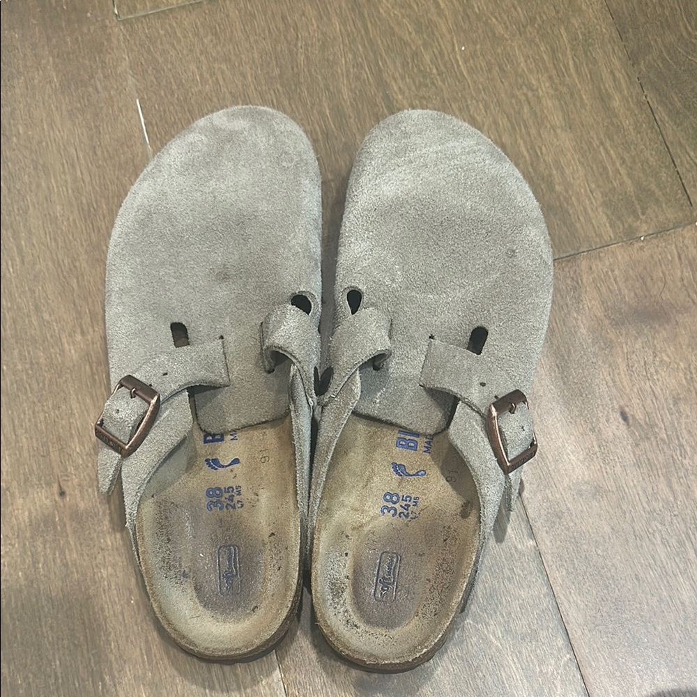 Birkenstock Boston Suede, size 8